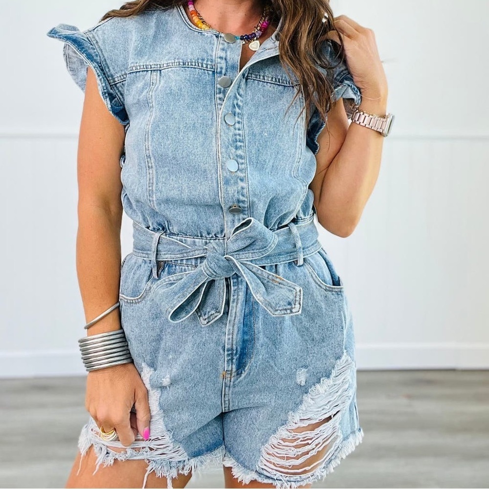 New BiBi Ruffled Distressed Denim Romper Ruffle Sleeve Romper Size Small